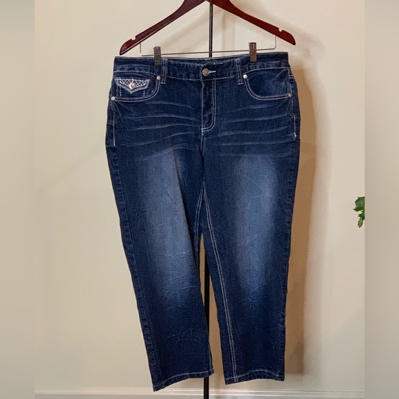 Rhythm in Blues Jeans Rhythm In Blues Size 4r Denim Jean Capris